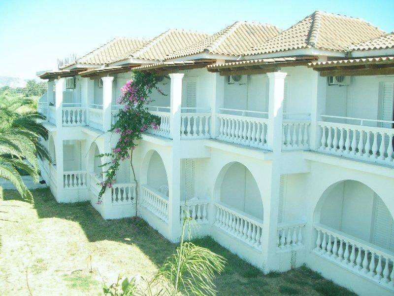 Marianna Apart Hotel Laganas Buitenkant foto